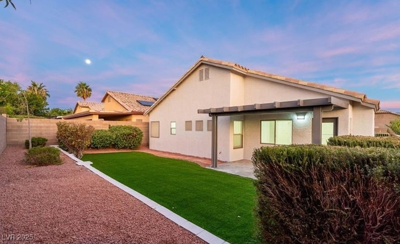 8233 Valley Stream Avenue