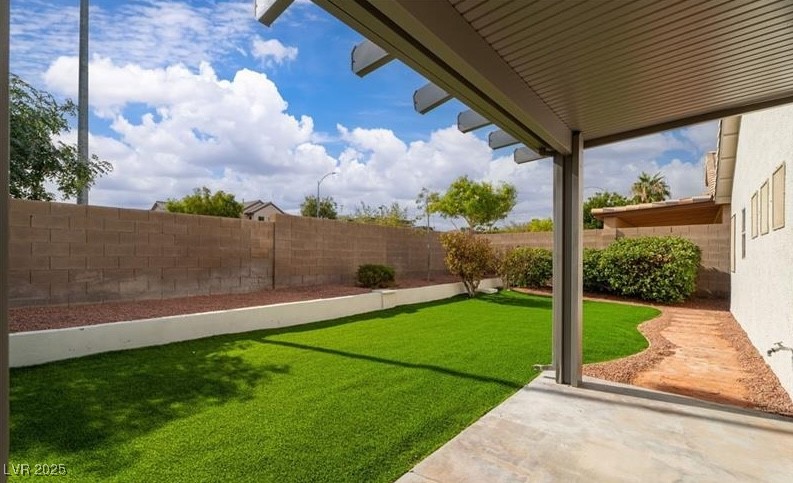 8233 Valley Stream Avenue