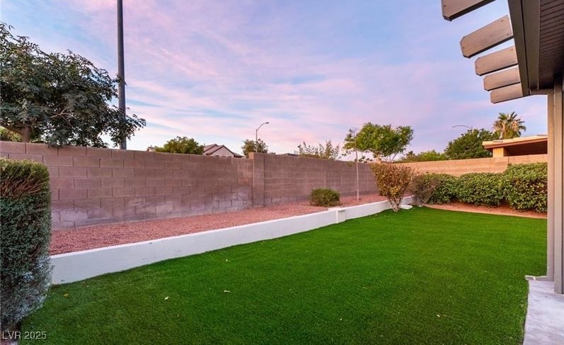 8233 Valley Stream Avenue