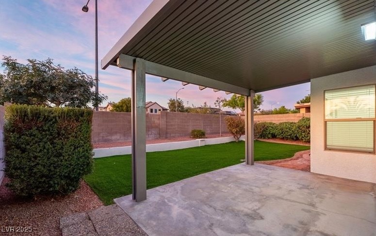 8233 Valley Stream Avenue