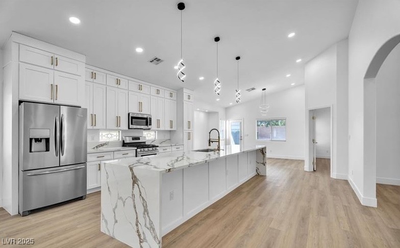 8233 Valley Stream Avenue