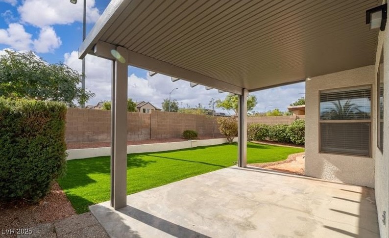 8233 Valley Stream Avenue