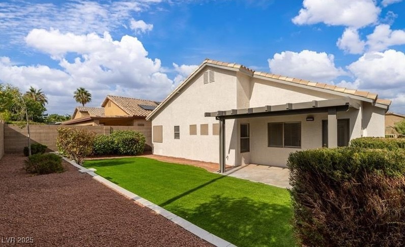 8233 Valley Stream Avenue