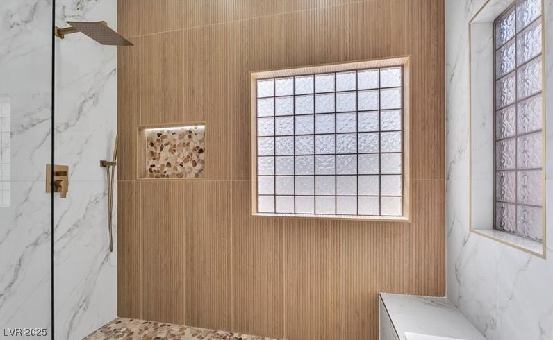 8233 Valley Stream Avenue