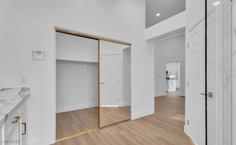 8233 Valley Stream Avenue