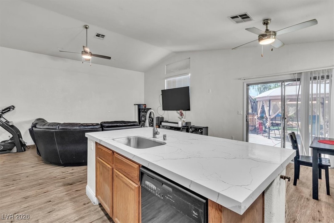 909 Nevada Blaze Avenue