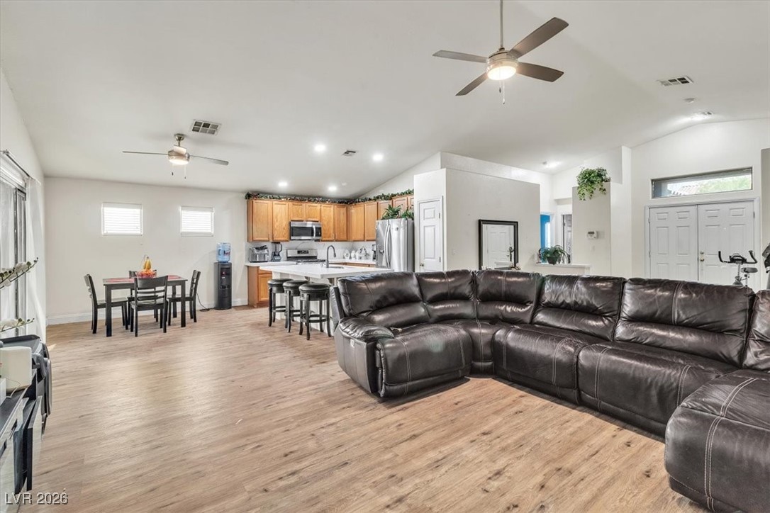 909 Nevada Blaze Avenue