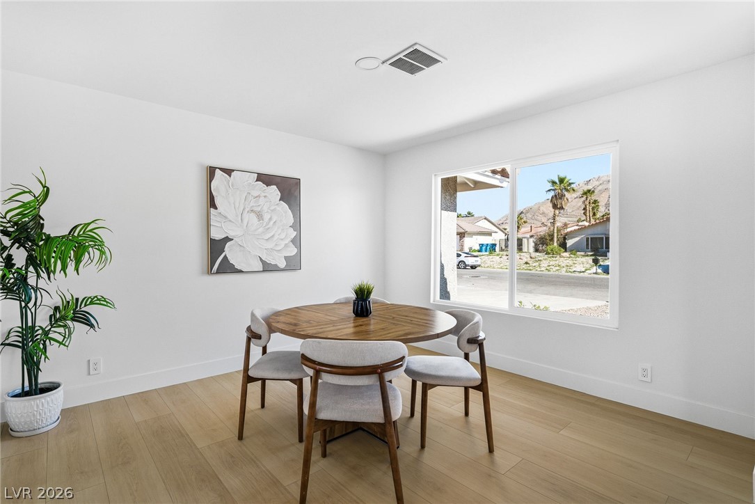 1295 Los Meadows Drive