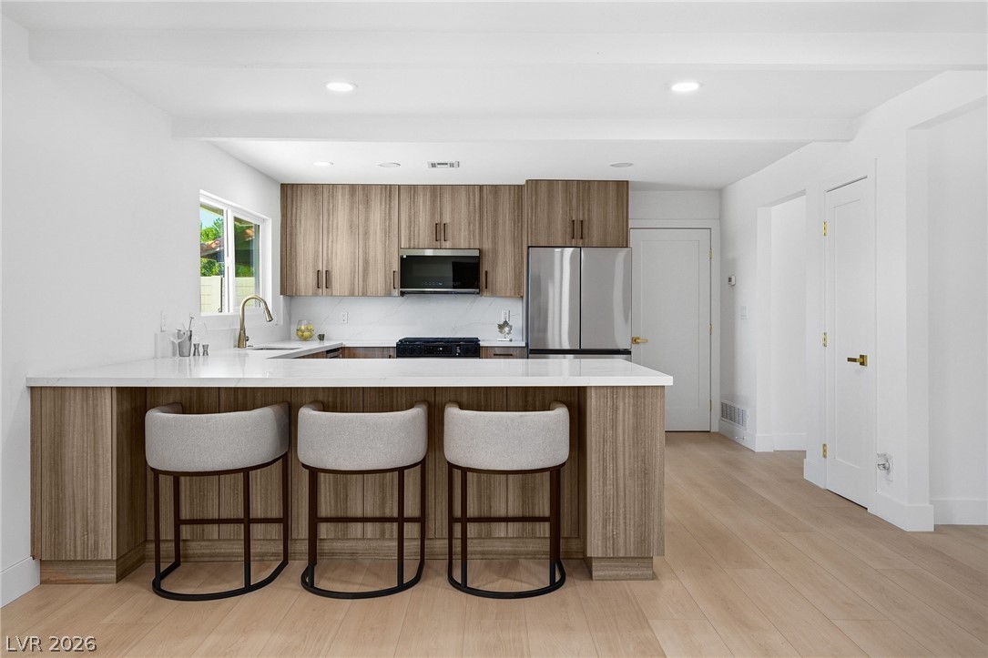 1295 Los Meadows Drive