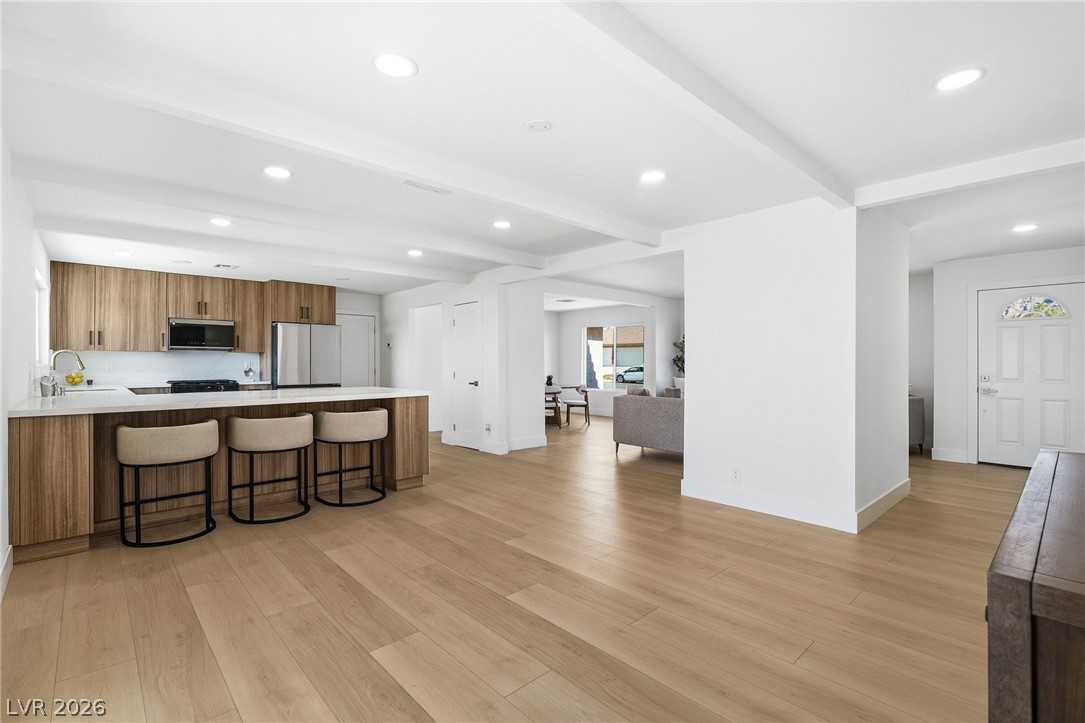 1295 Los Meadows Drive