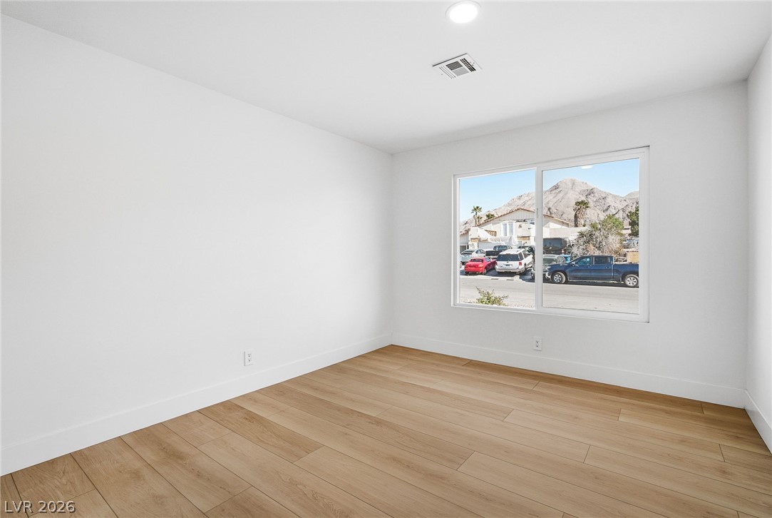 1295 Los Meadows Drive