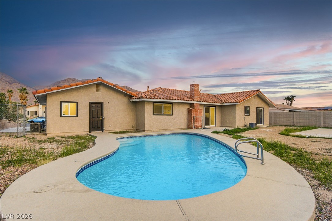 1295 Los Meadows Drive