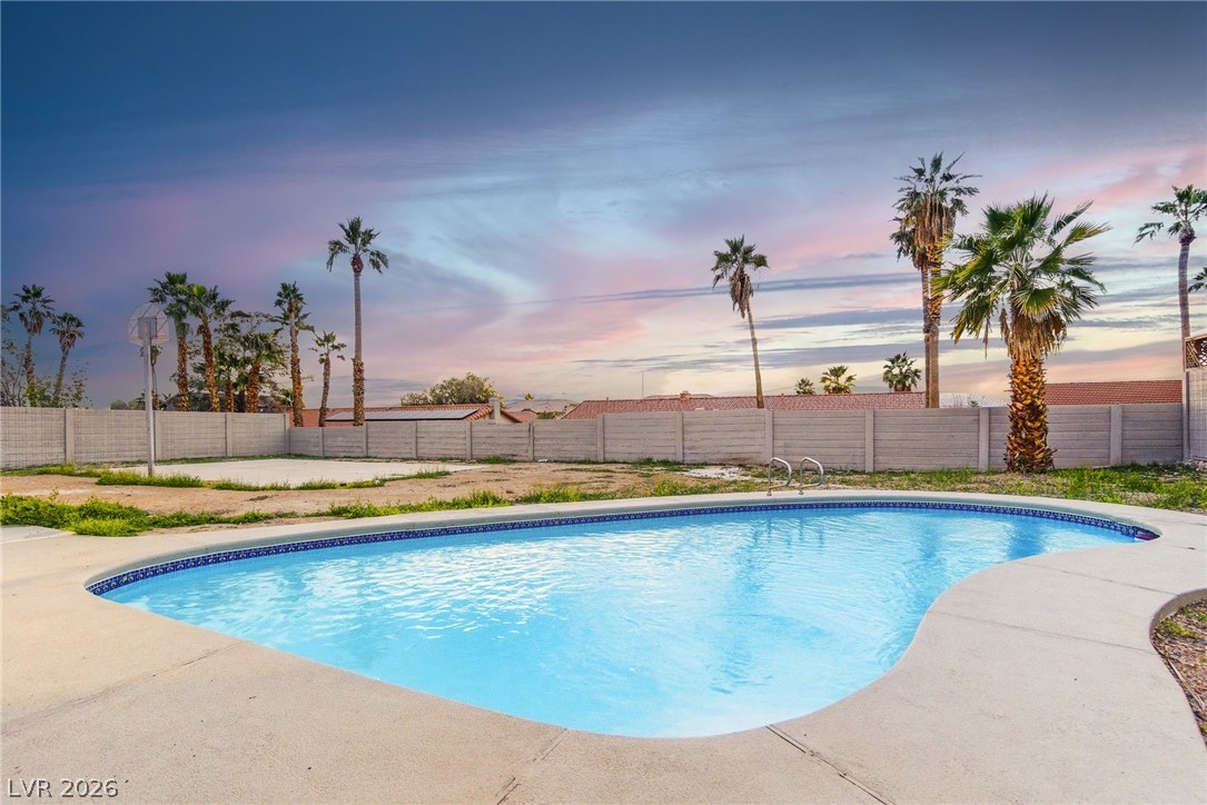 1295 Los Meadows Drive