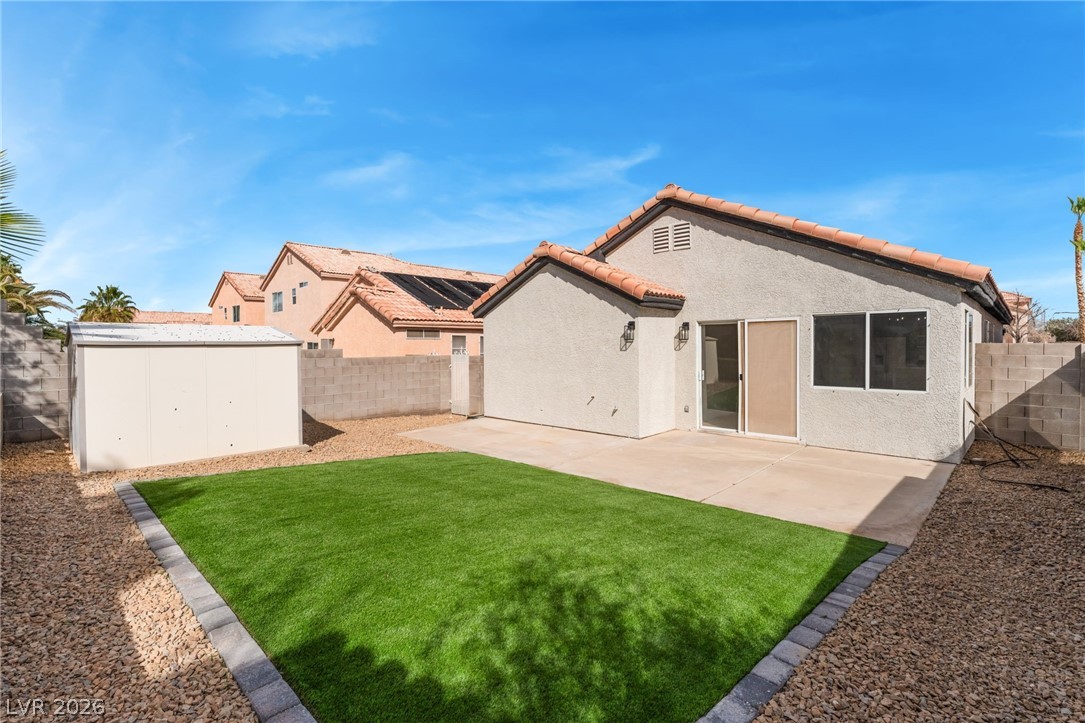 3925 Canyon Meadows Court