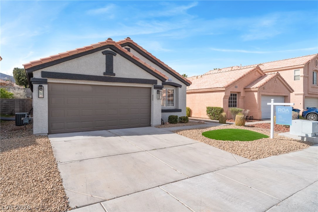 3925 Canyon Meadows Court