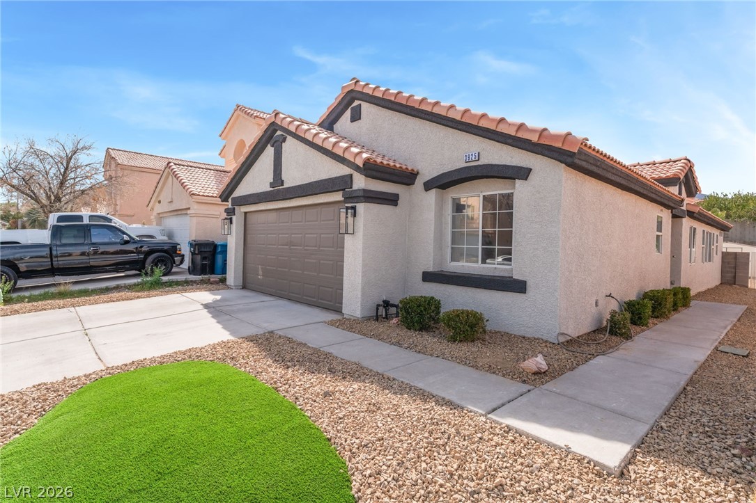 3925 Canyon Meadows Court