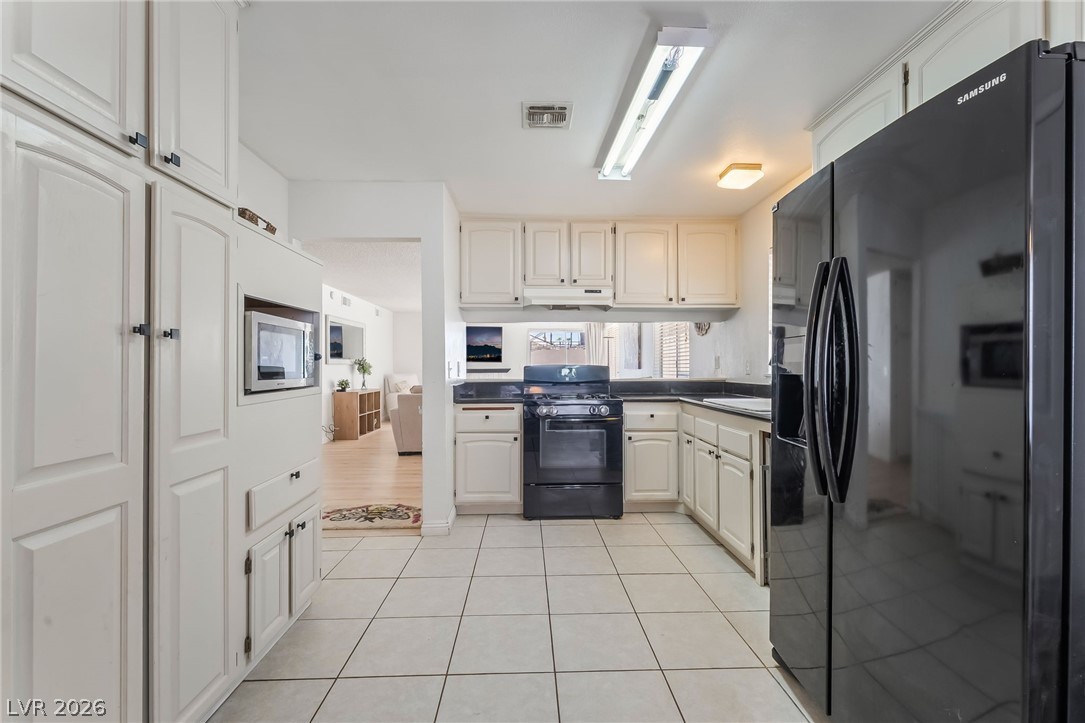6999 Mountain Moss Drive