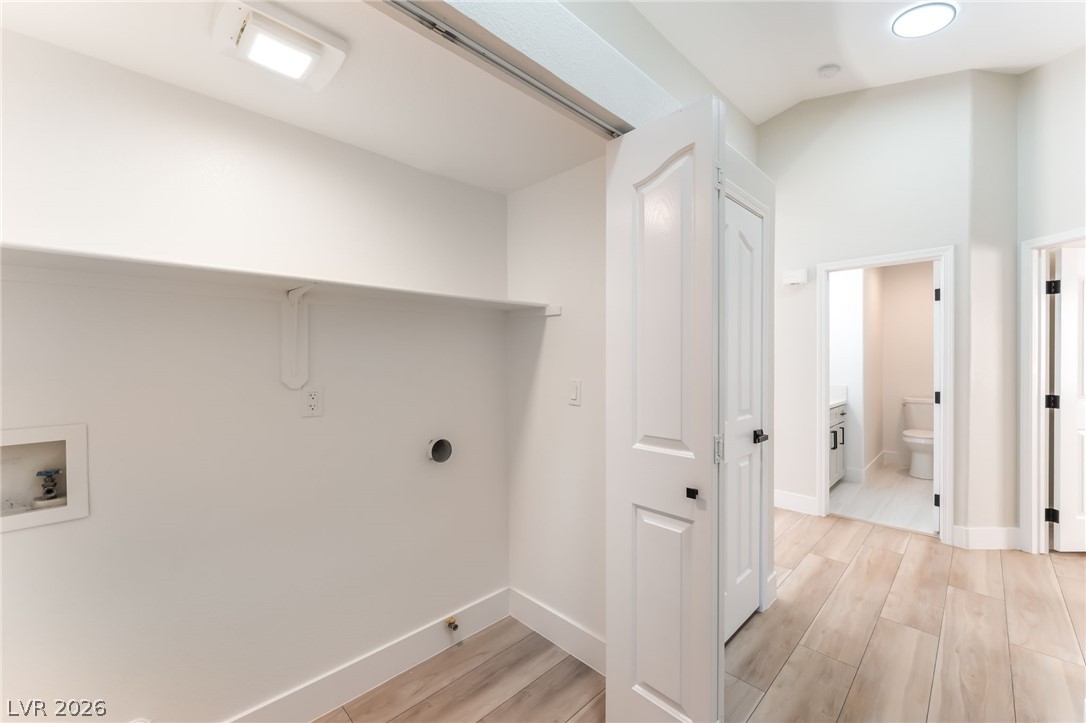 2128 Crestline Falls Place