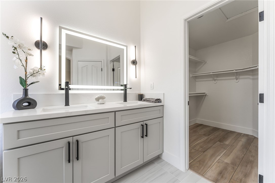 2128 Crestline Falls Place