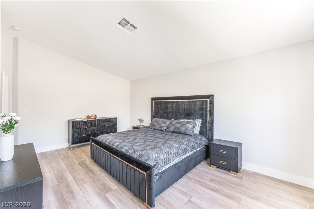 2128 Crestline Falls Place