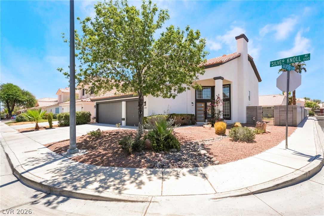 1293 Silver Knoll Avenue