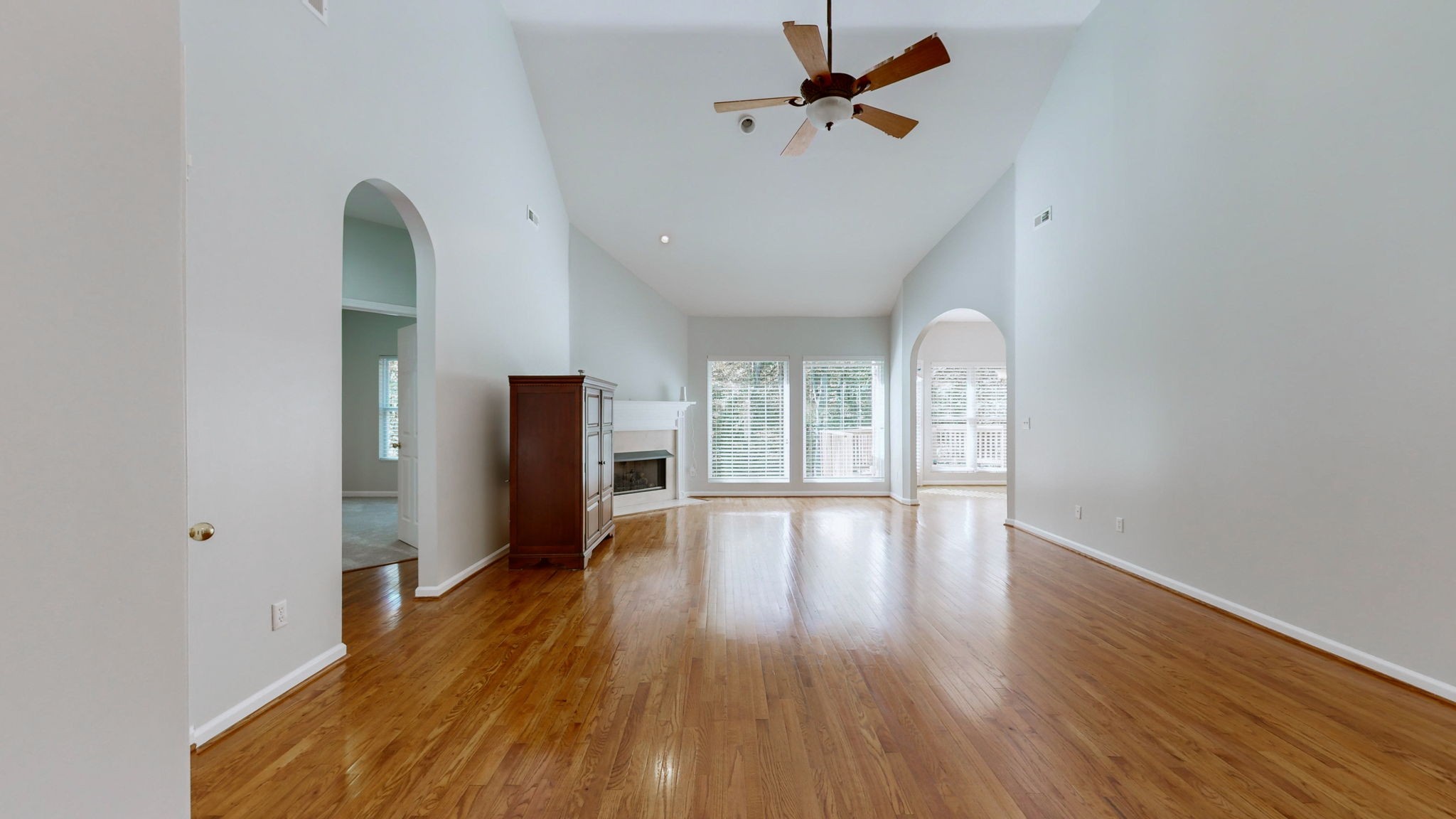 7141 Forrest Oaks Dr