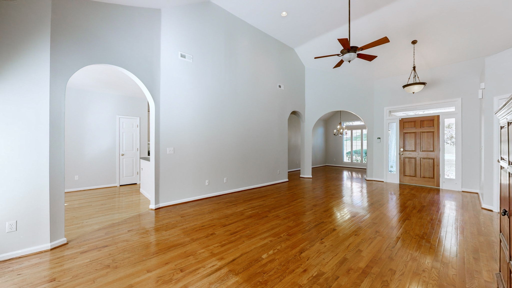 7141 Forrest Oaks Dr
