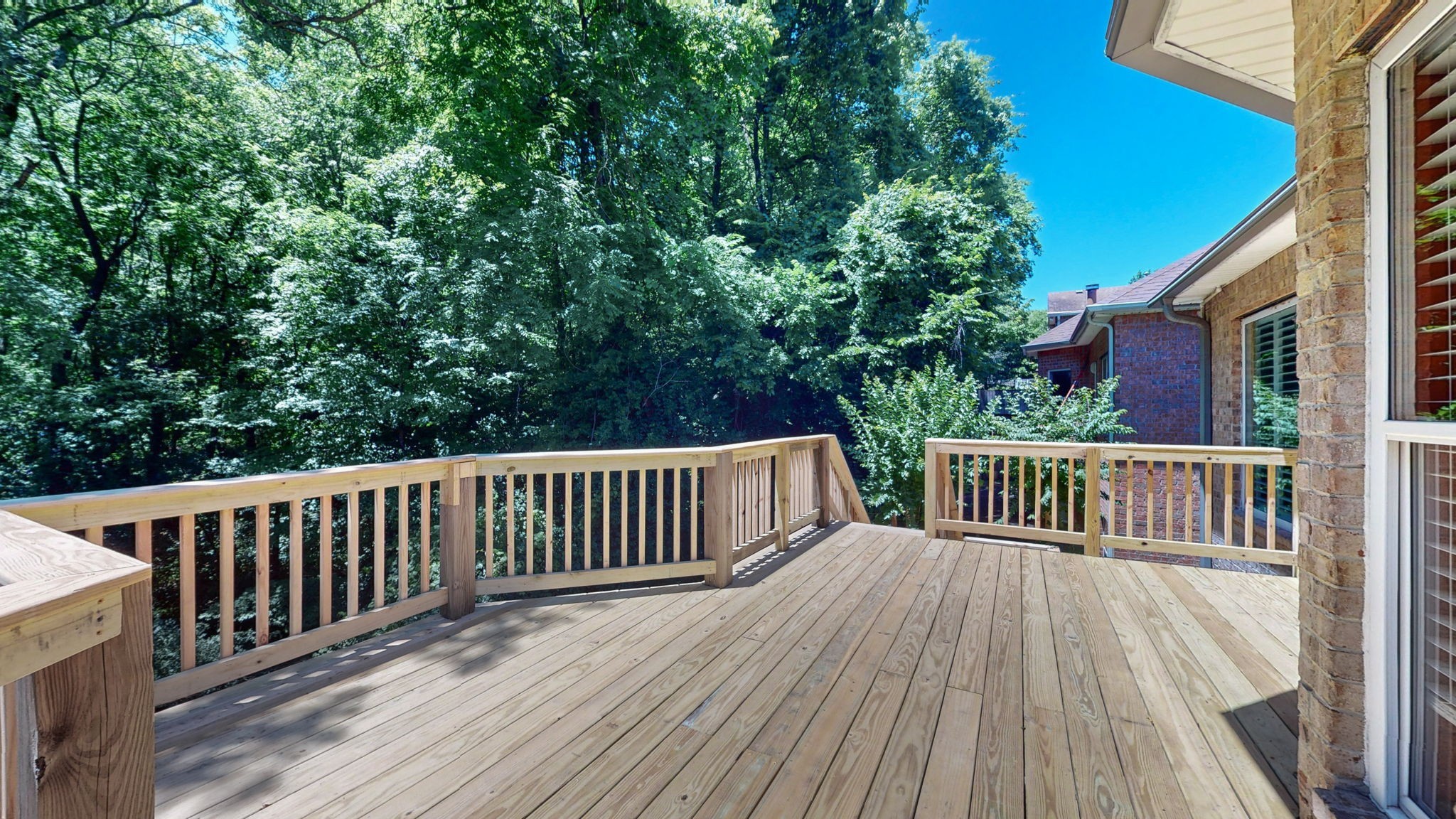7141 Forrest Oaks Dr