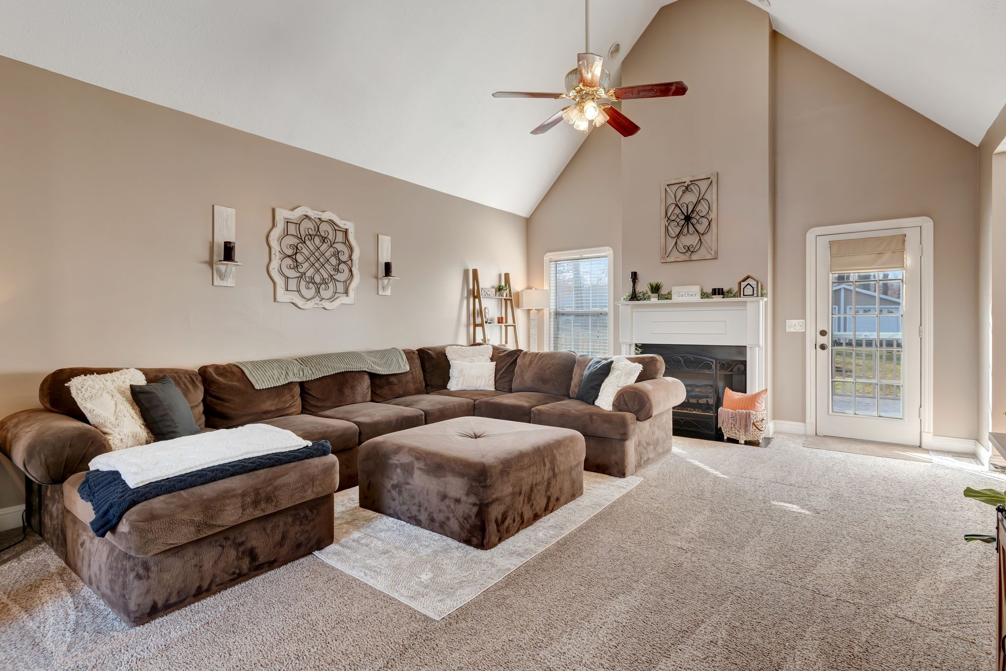 324 Spring Valley Dr