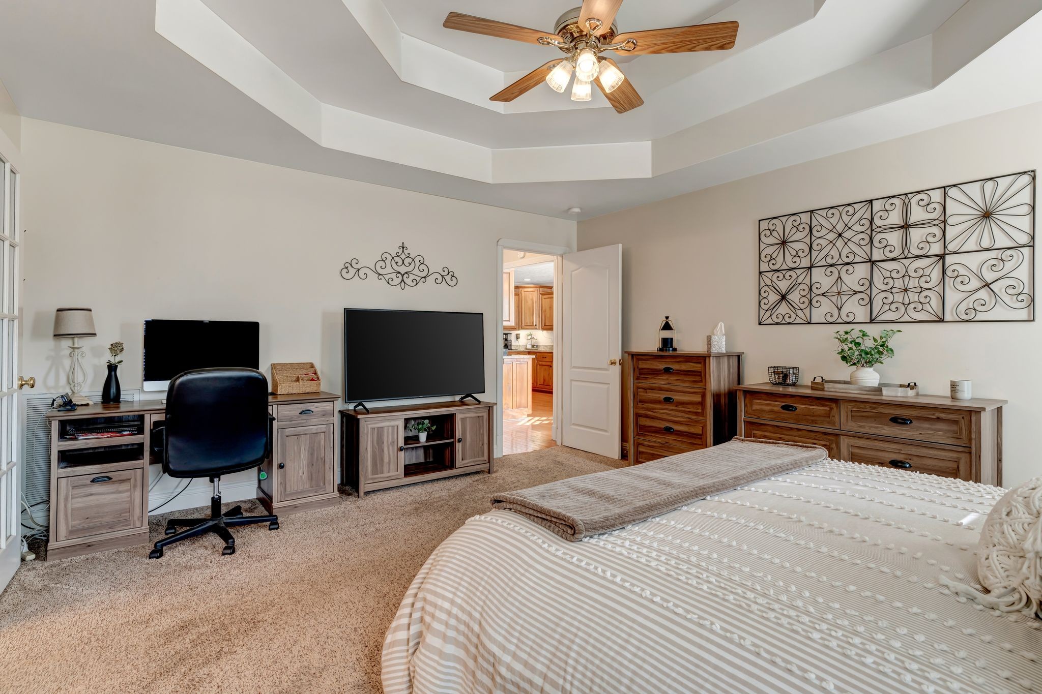 324 Spring Valley Dr
