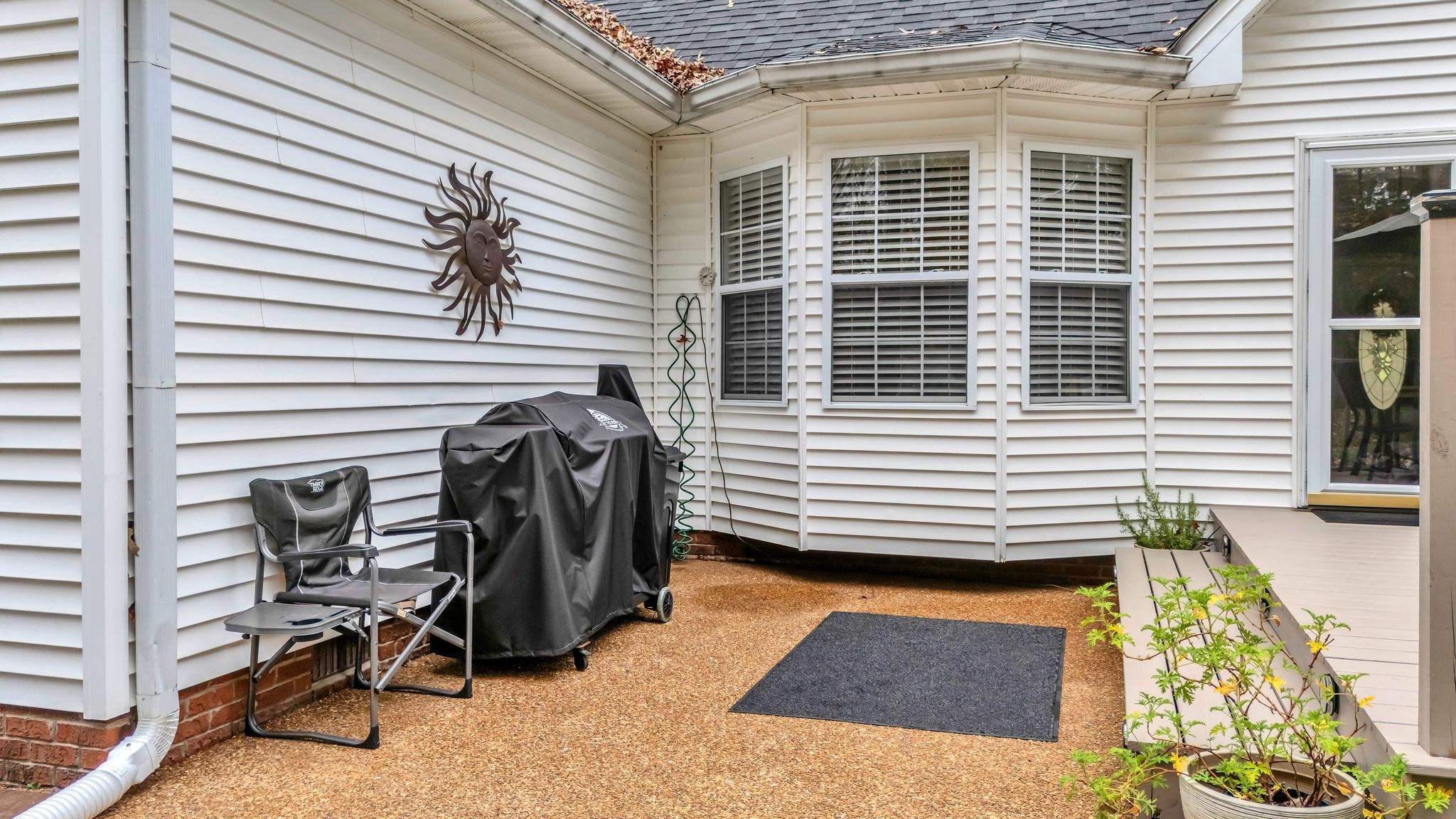324 Spring Valley Dr