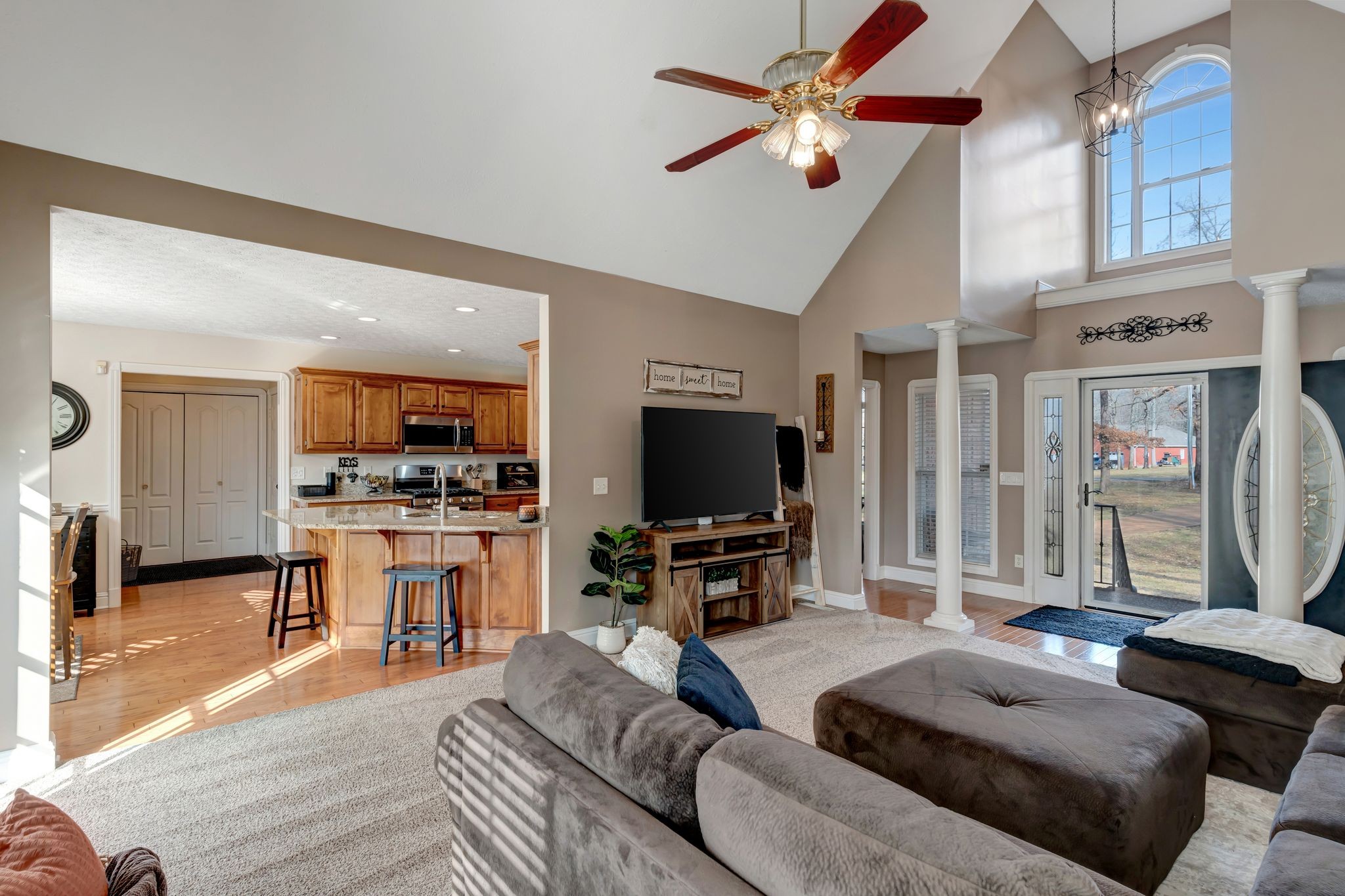 324 Spring Valley Dr