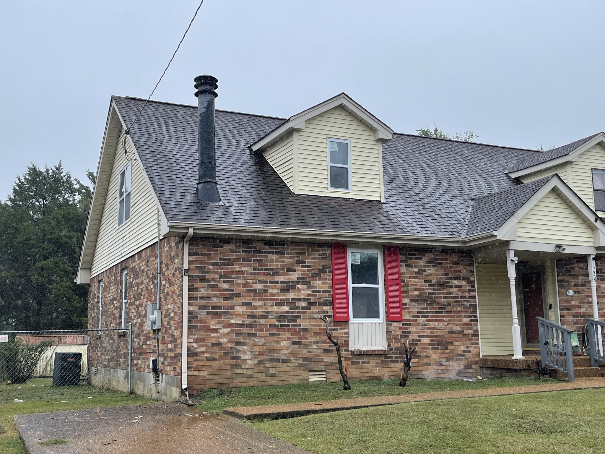1122 Nelson Dr