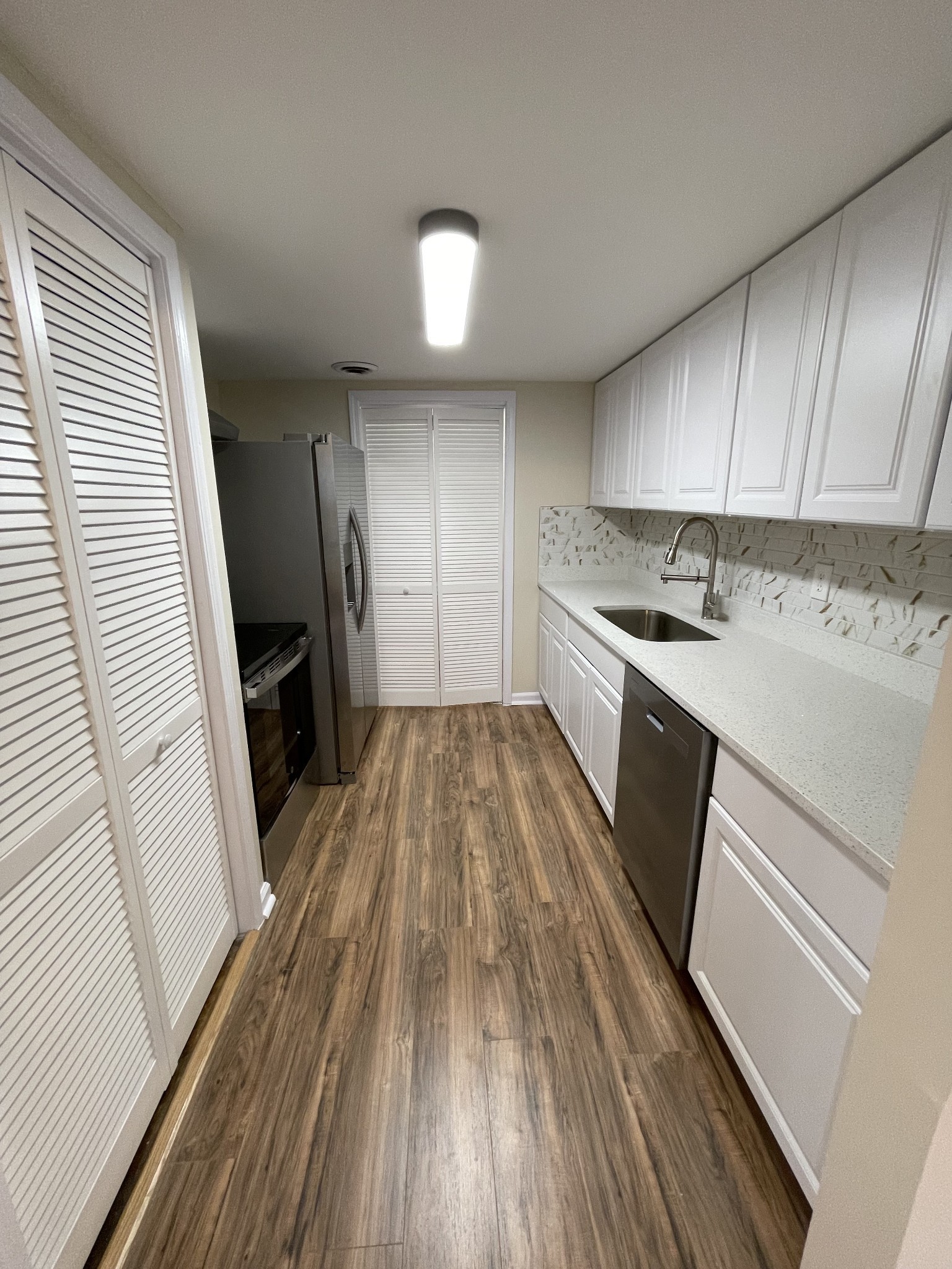 1122 Nelson Dr