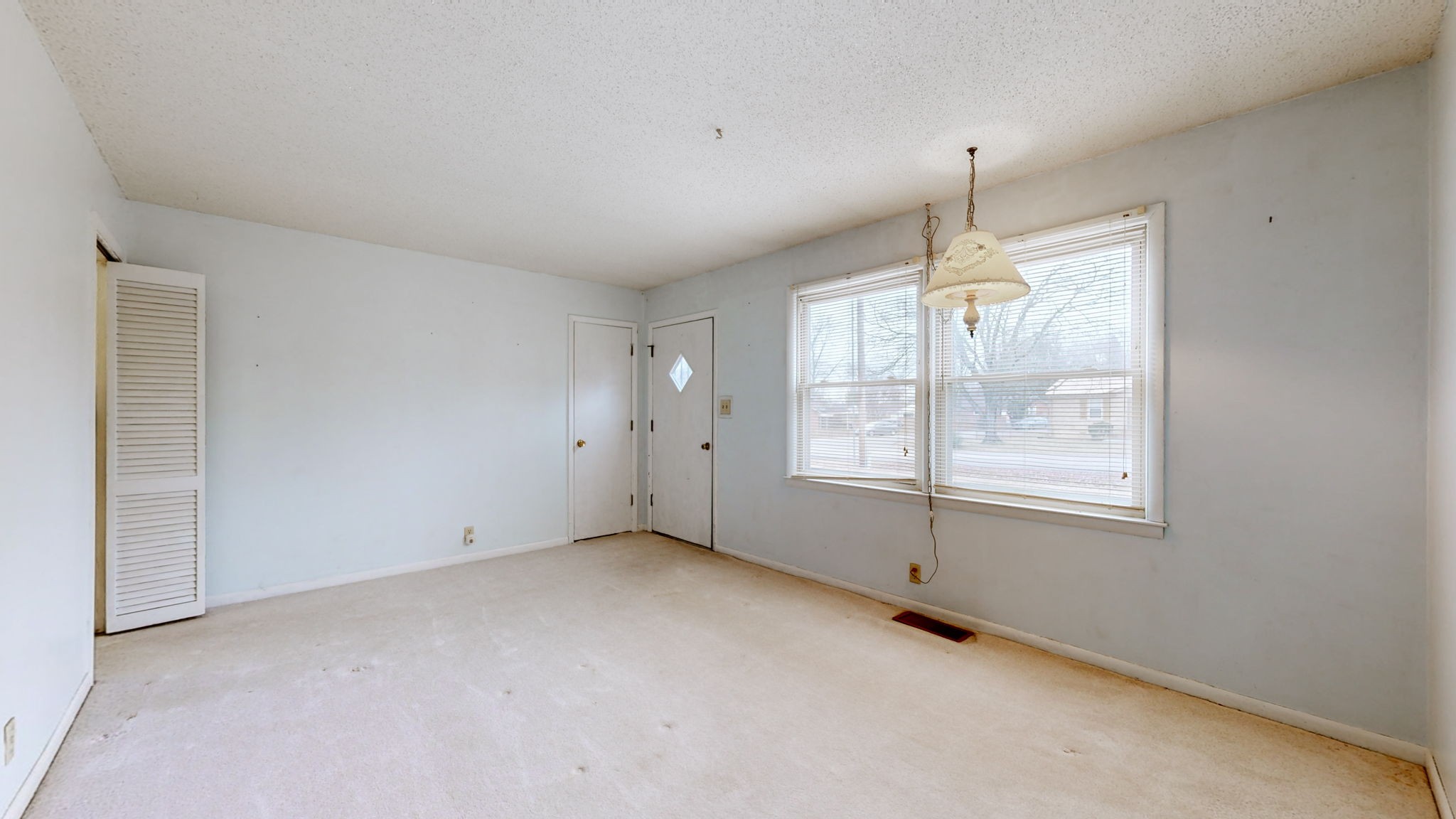 2101 Denise Dr