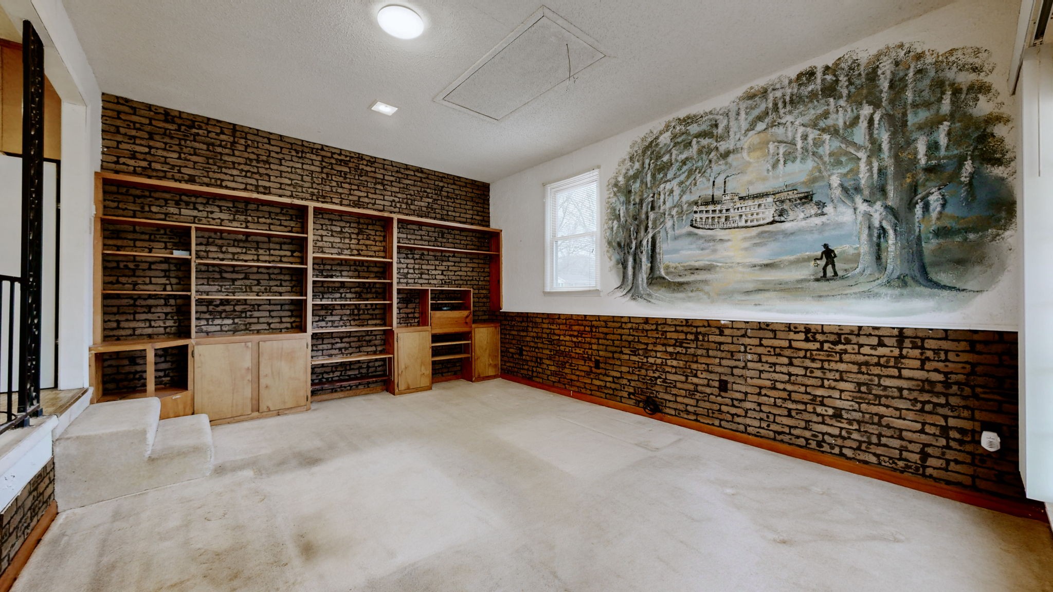 2101 Denise Dr