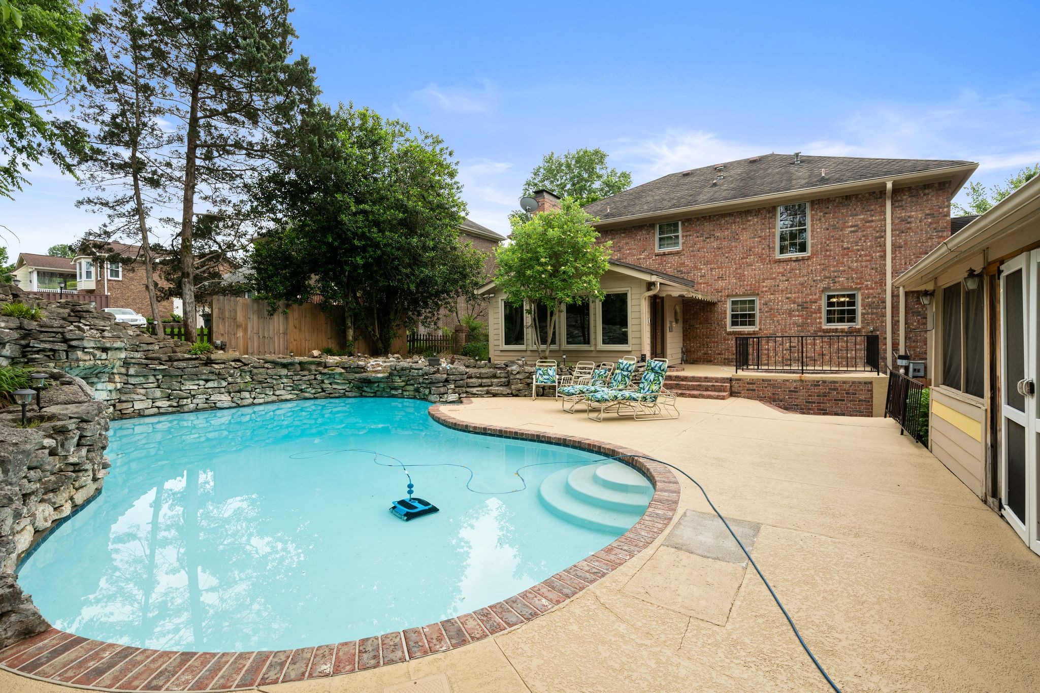 5712 Spring House Way
