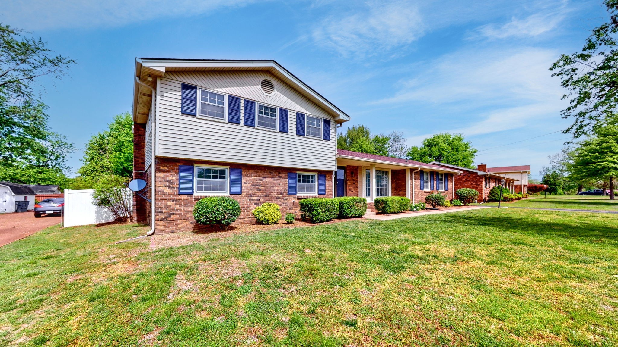 4534 Baton Rouge Dr