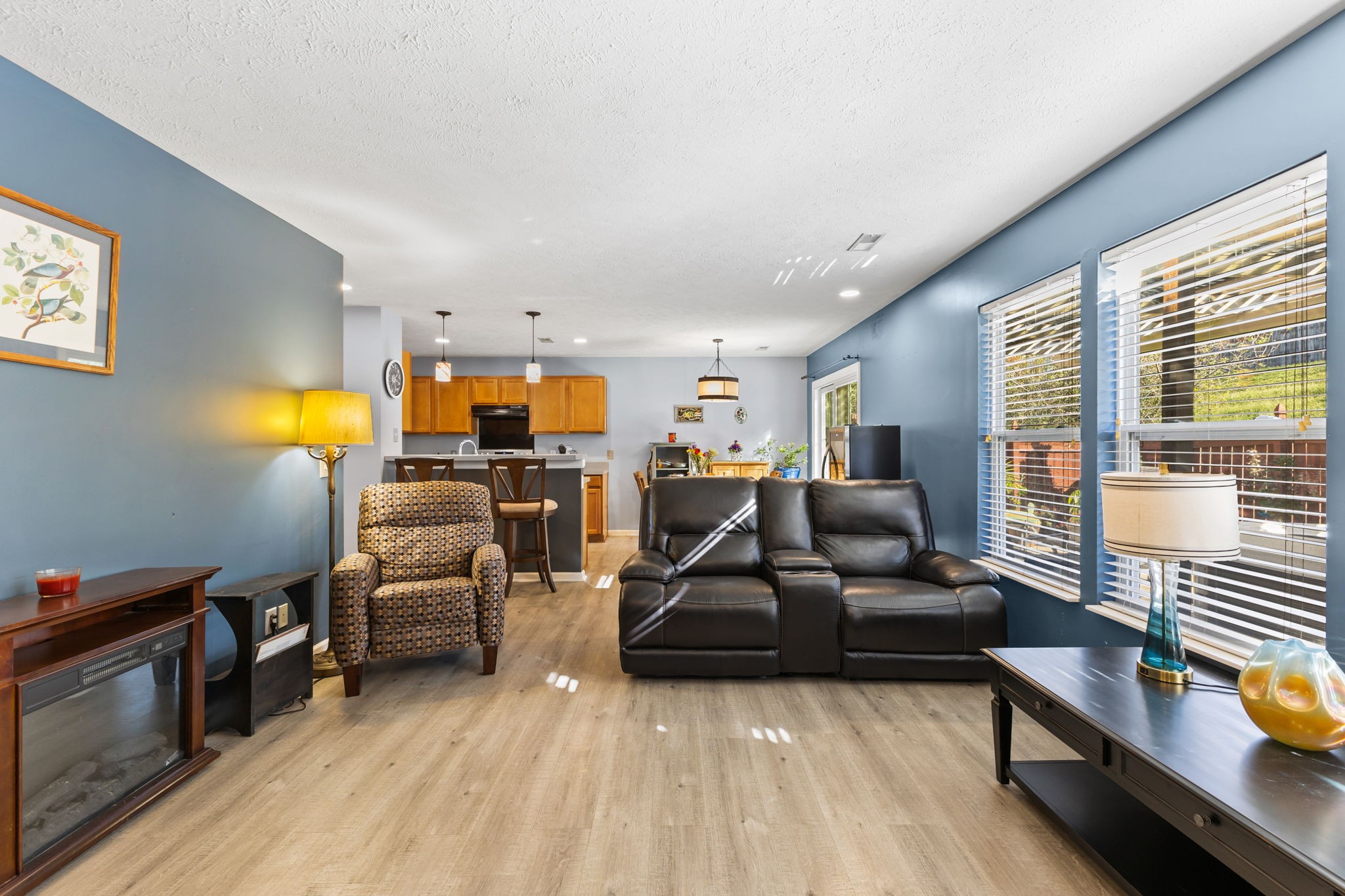 4808 Irving Ln