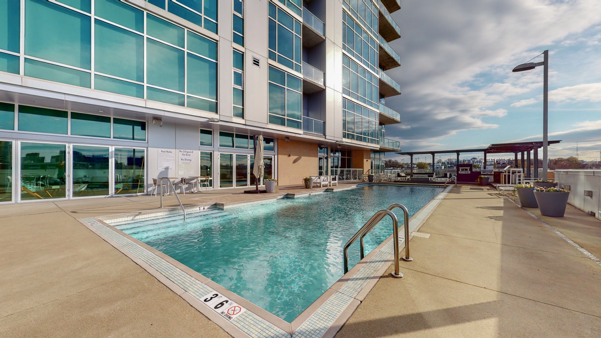 700 12th Ave, S Unit: 905