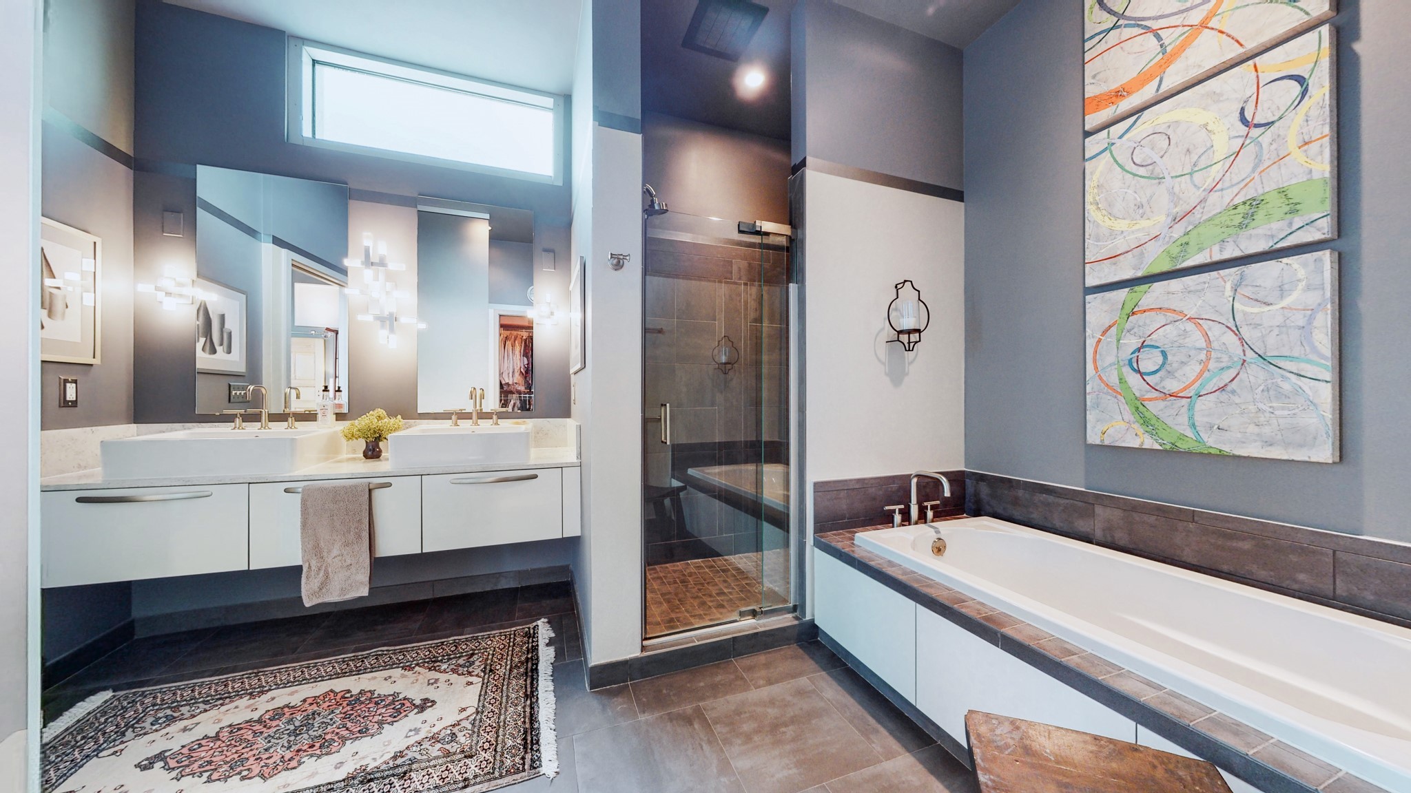 700 12th Ave, S Unit: 905