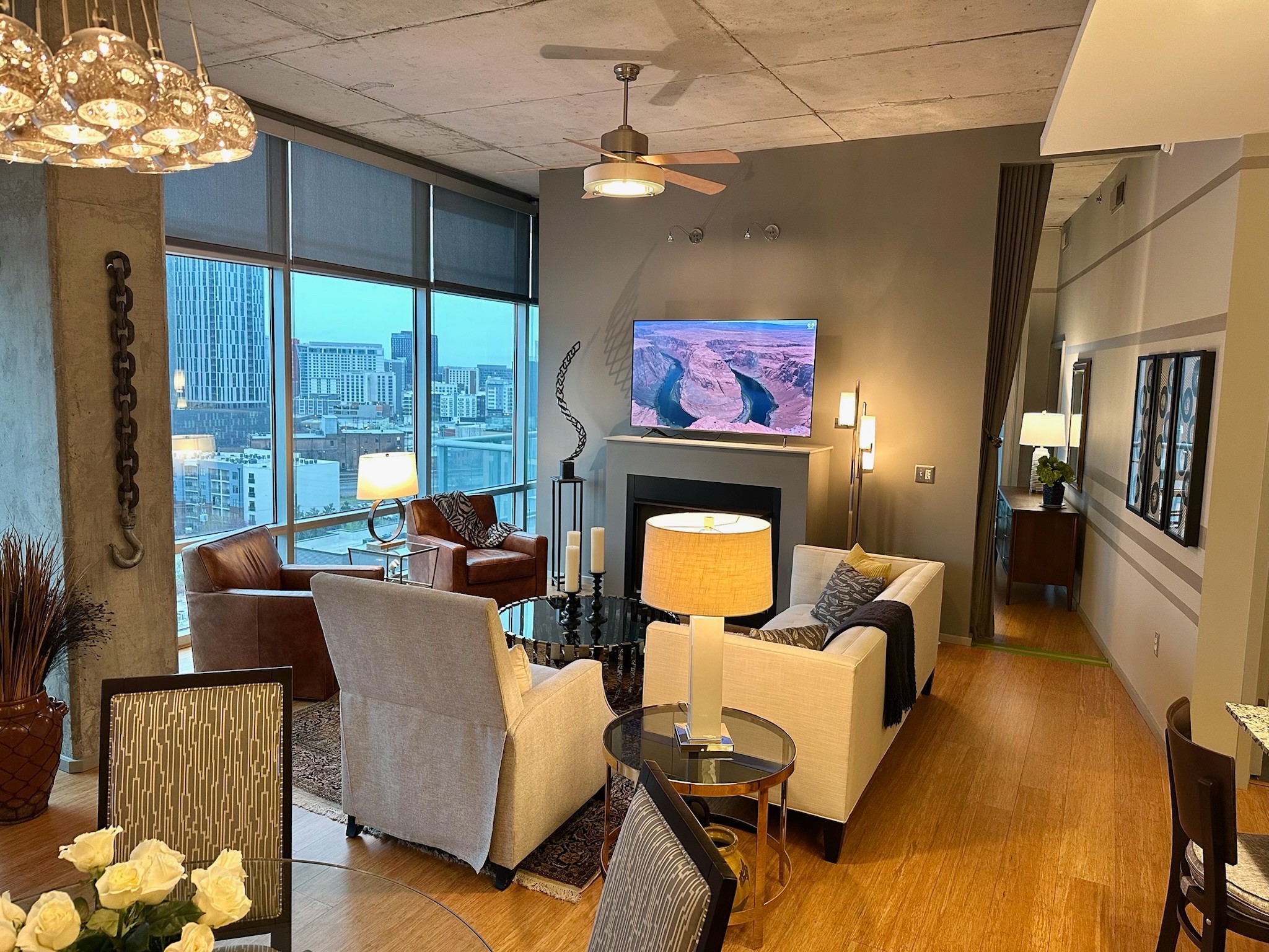 700 12th Ave, S Unit: 905