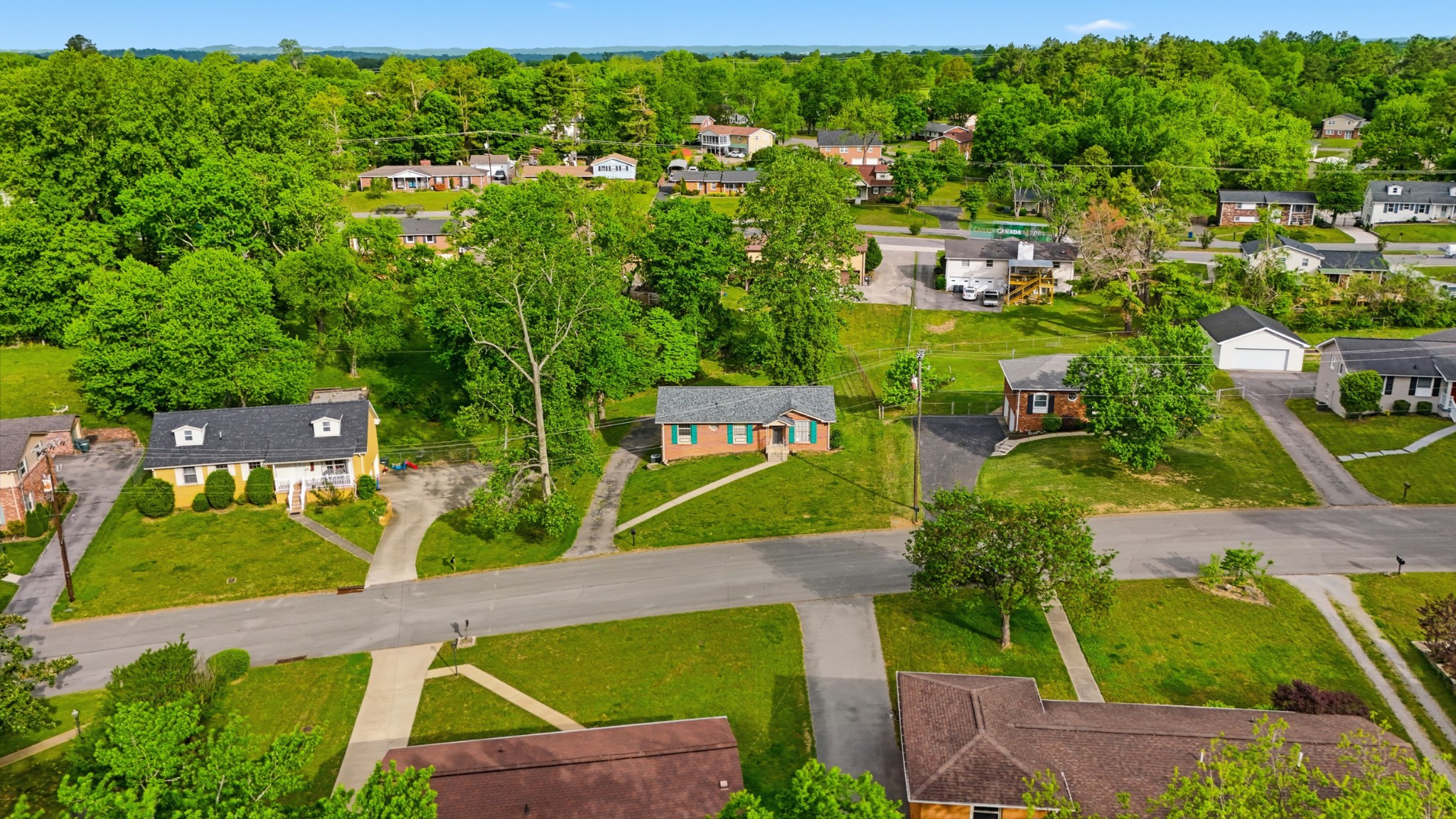 648 Des Moines Dr