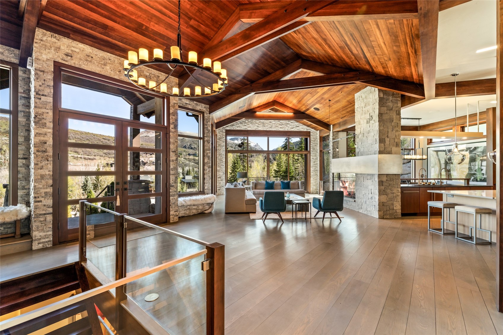 1016 Steamboat BOULEVARD
