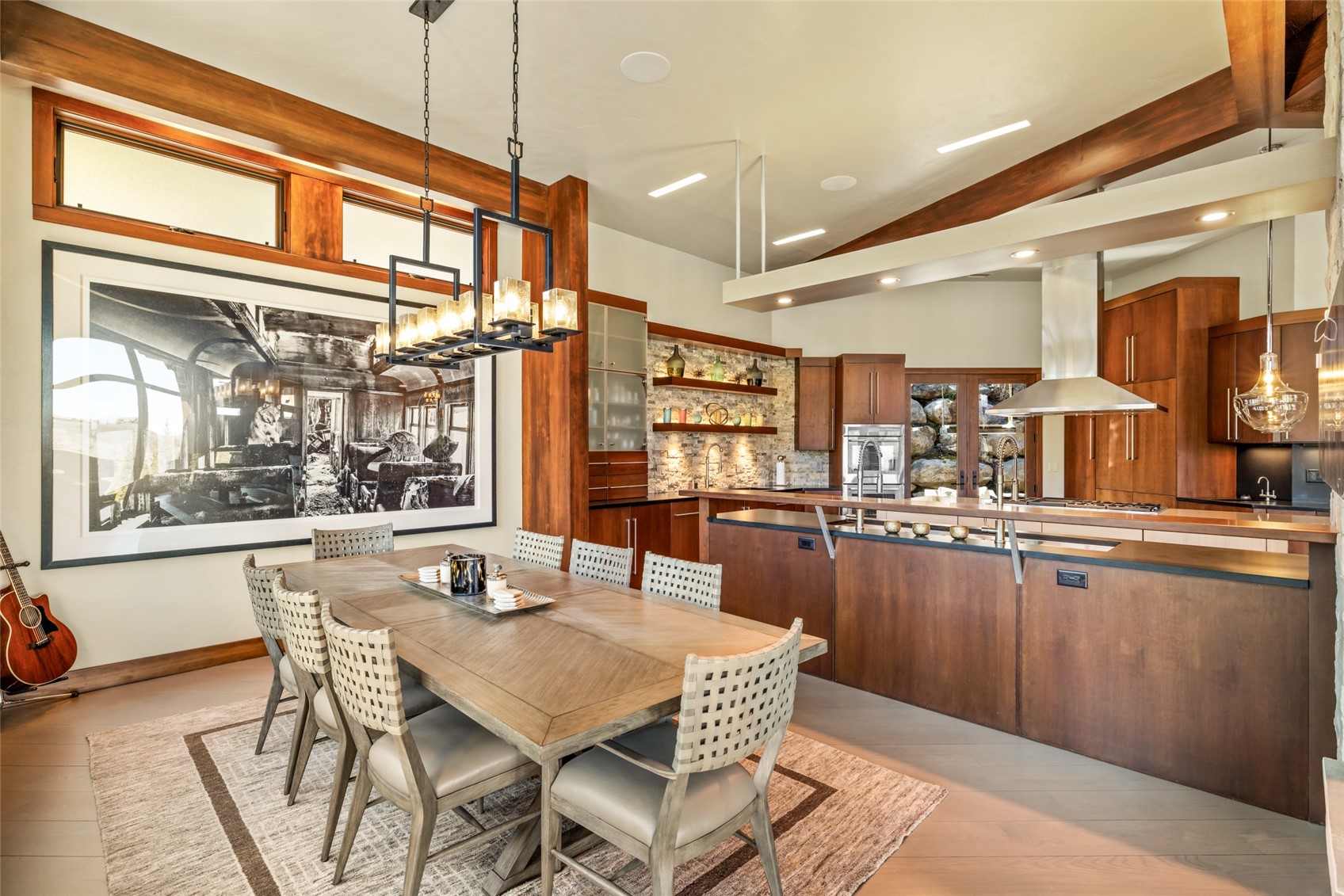 1016 Steamboat BOULEVARD