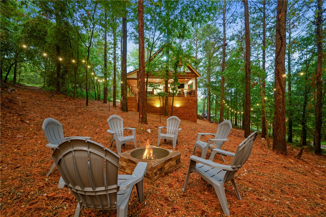 407 Pickleberry Trail