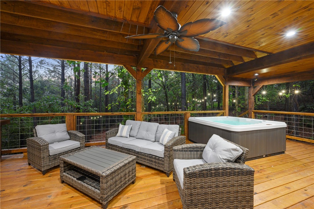 407 Pickleberry Trail