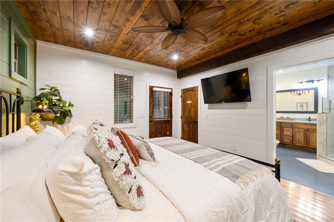 407 Pickleberry Trail