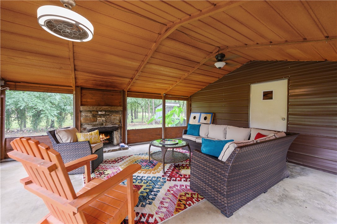 313 Post Oak Road