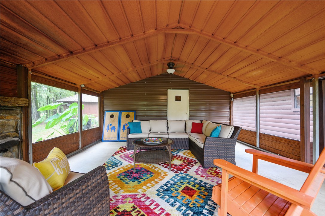 313 Post Oak Road